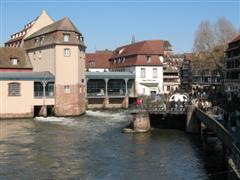 petite france centre strasbourg alsace vacances